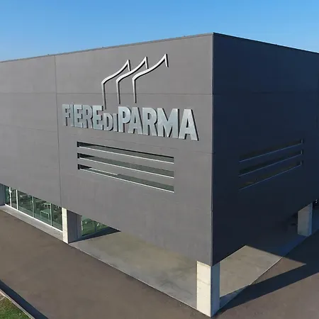 Casa Leonardo * بارما