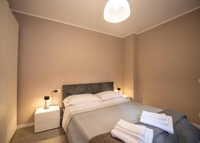 Casa Leonardo * بارما